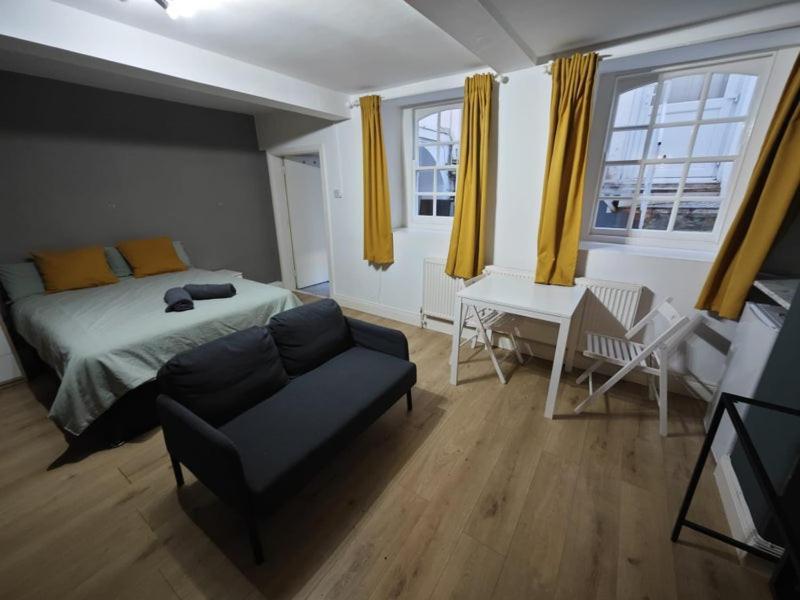 New Studio Flat In Old Street - Zone 1 Apartment London Exterior photo